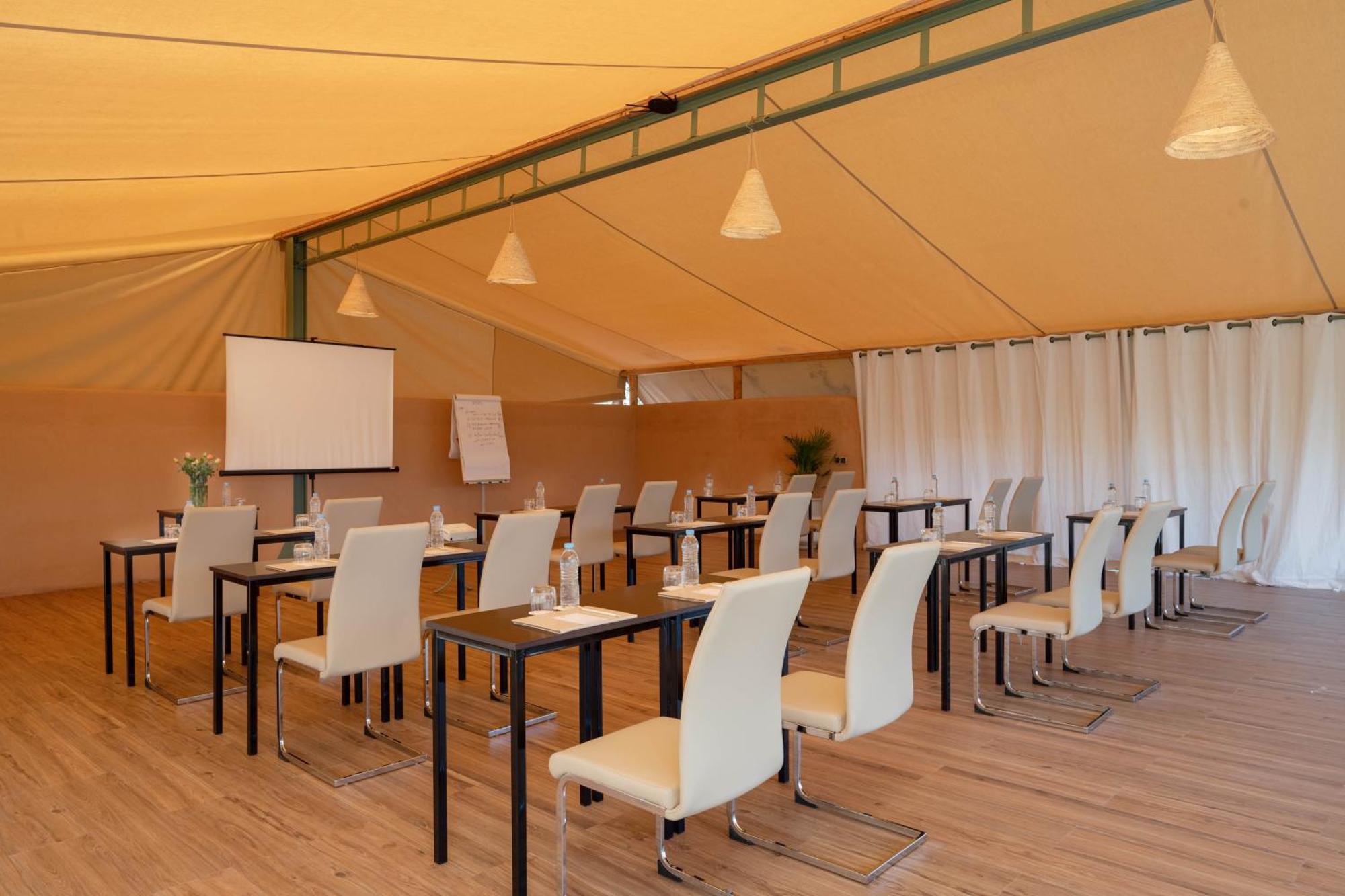 Oasis Lodges El Makina Exterior photo