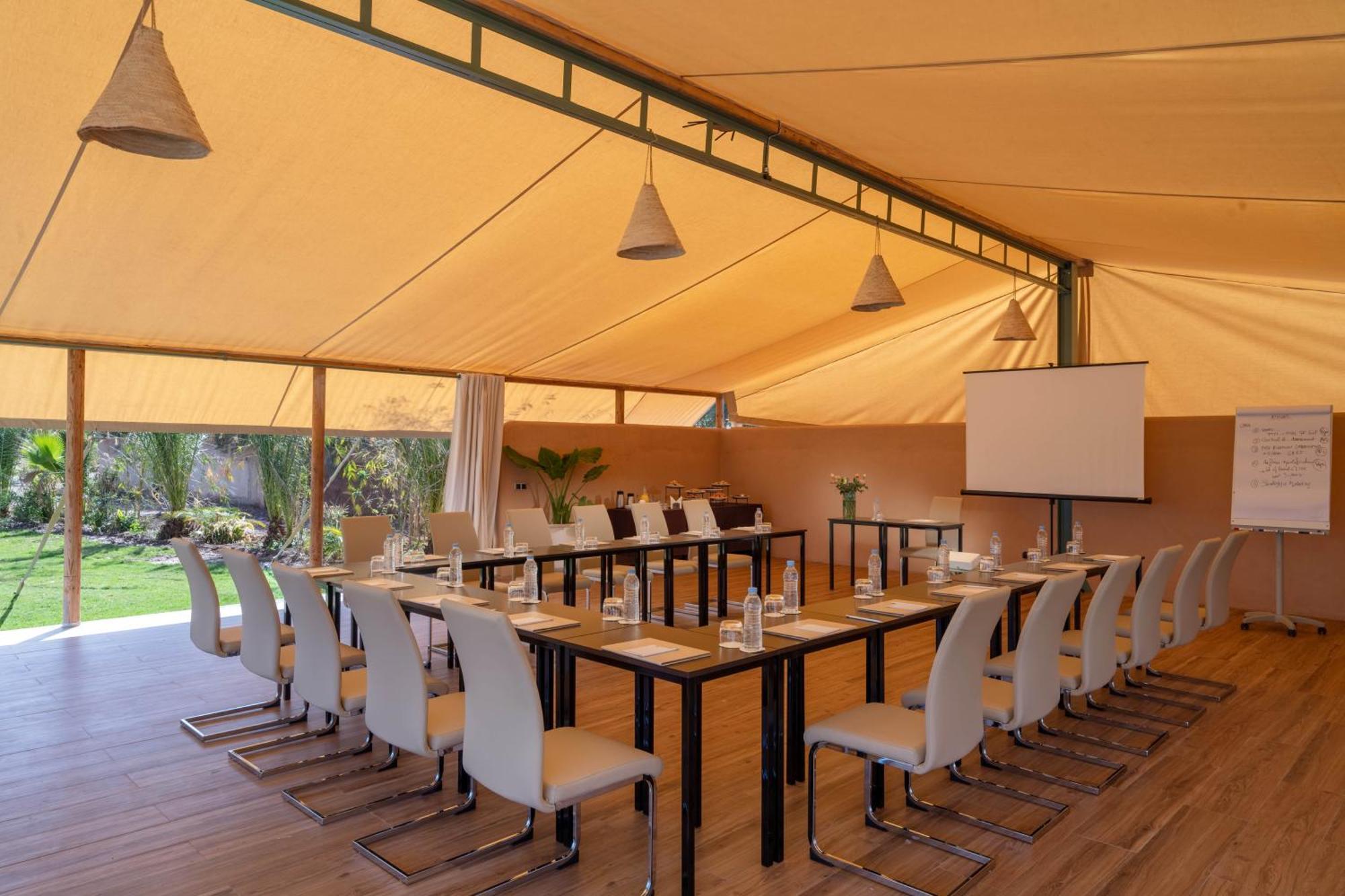 Oasis Lodges El Makina Exterior photo